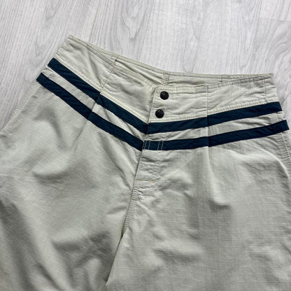 VINTAGE Y2K QUIKSILVER BAGGY BOARD SHORTS CREAM