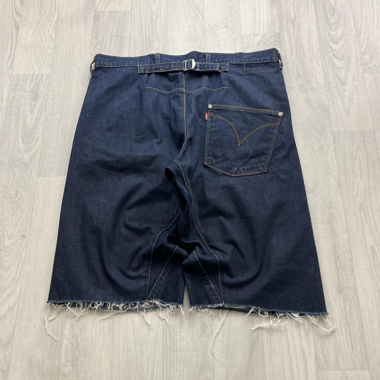 VINTAGE 00s LEVIS BAGGY LOOSE JORTS NAVY