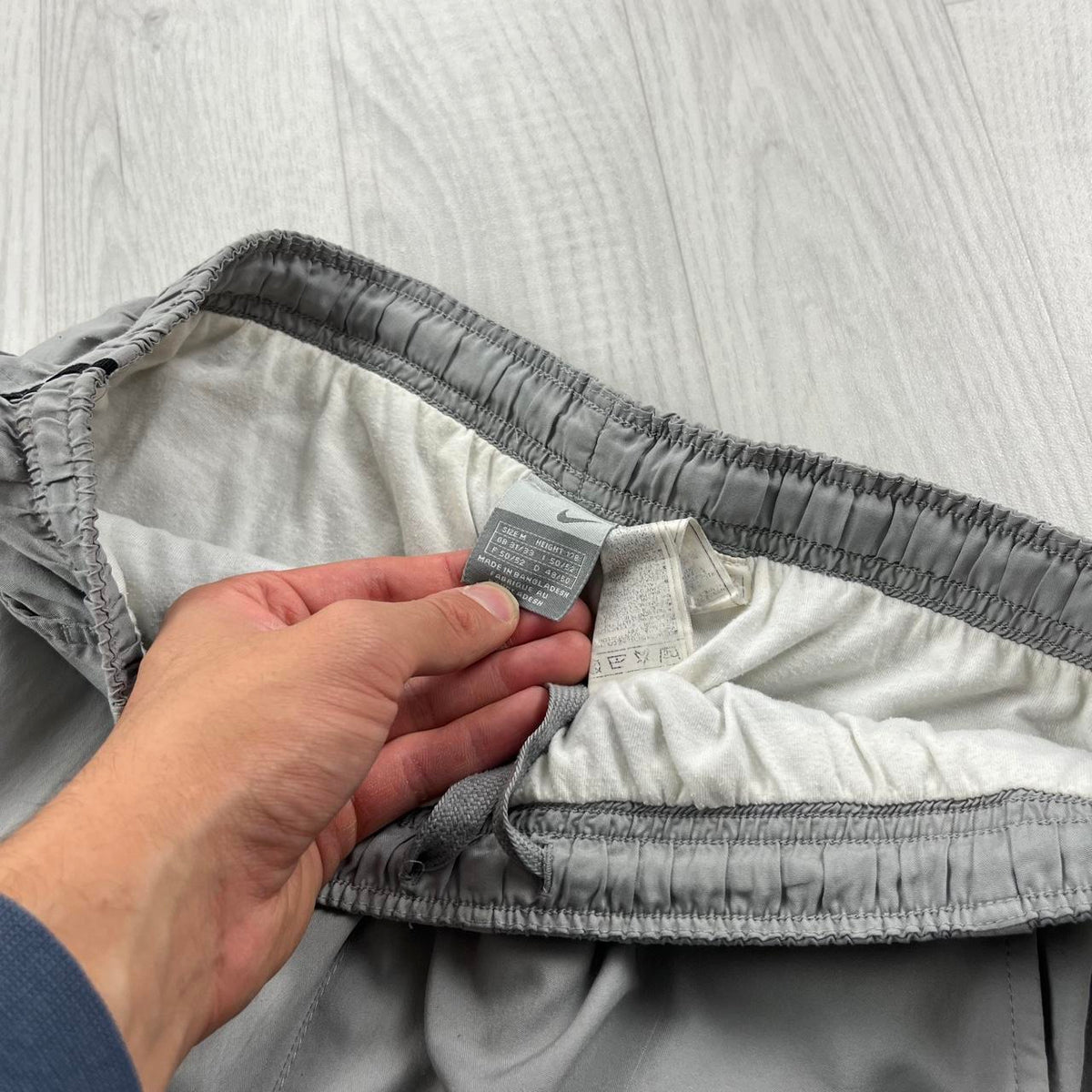 VINTAGE Y2K NIKE BAGGY TECHNICAL TRACKSUIT BOTTOMS GREY