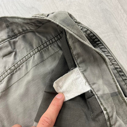 VINTAGE Y2K WRANGLER BAGGY CAMO CARGO SHORTS