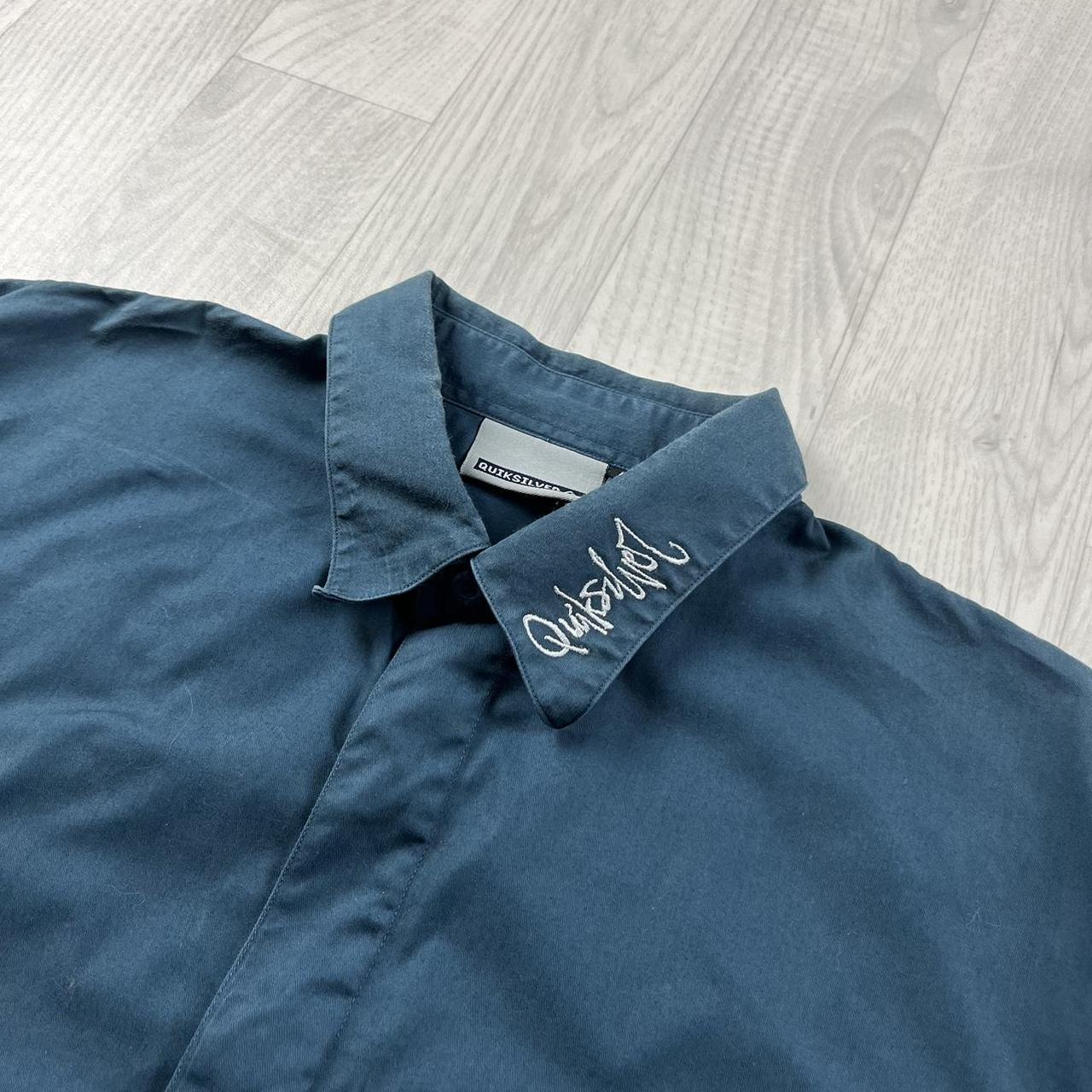 VINTAGE Y2K QUIKSILVER SHORT SLEEVE SHIRT BLUE