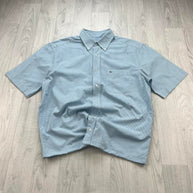 VINTAGE 00s LACOSTE GINGHAM CROPPED SHORT SLEEVE BUTTON UP SHIRT LIGHT BLUE