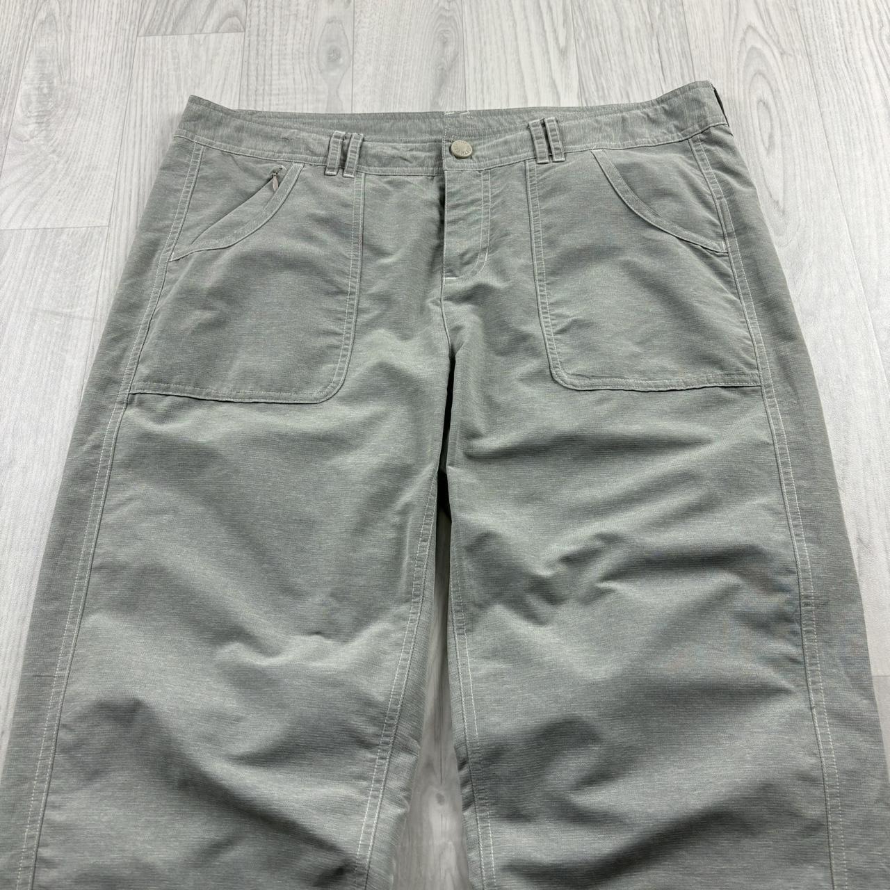 VINTAGE Y2K THE NORTH FACE BAGGY LOW RISE TROUSERS GREY