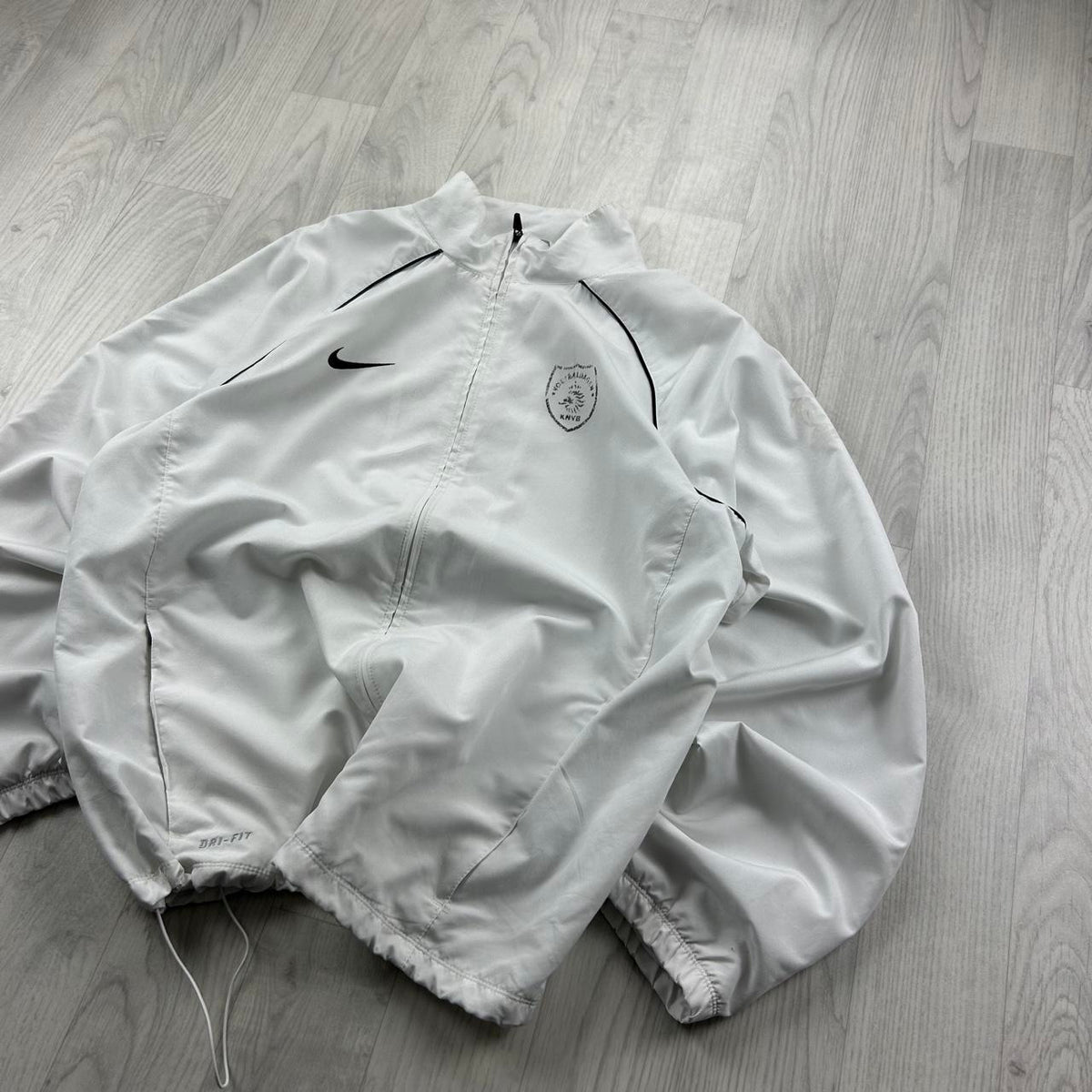 VINTAGE Y2K NIKE WINDBREAKER TRACK JACKET WHITE