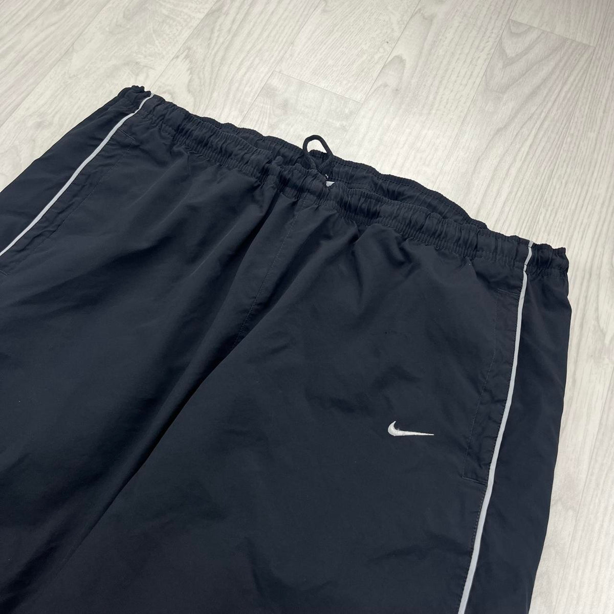 VINTAGE Y2K NIKE BAGGY TRACKSUIT BOTTOMS BLACK