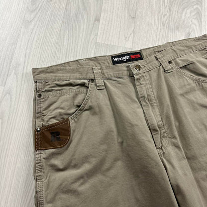VINTAGE WRANGLER BAGGY CARPENTER JORTS BEIGE (38w)