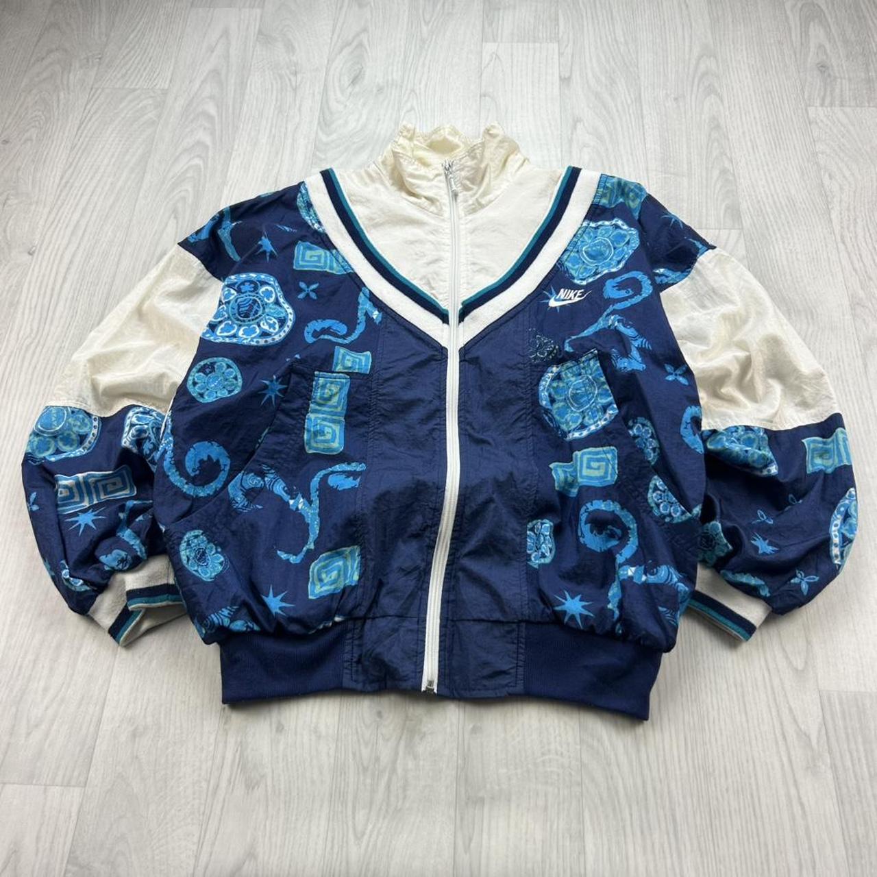 VINTAGE 90s NIKE FUNKY PATTERN SHELL WINDBREAKER JACKET NAVY / WHITE