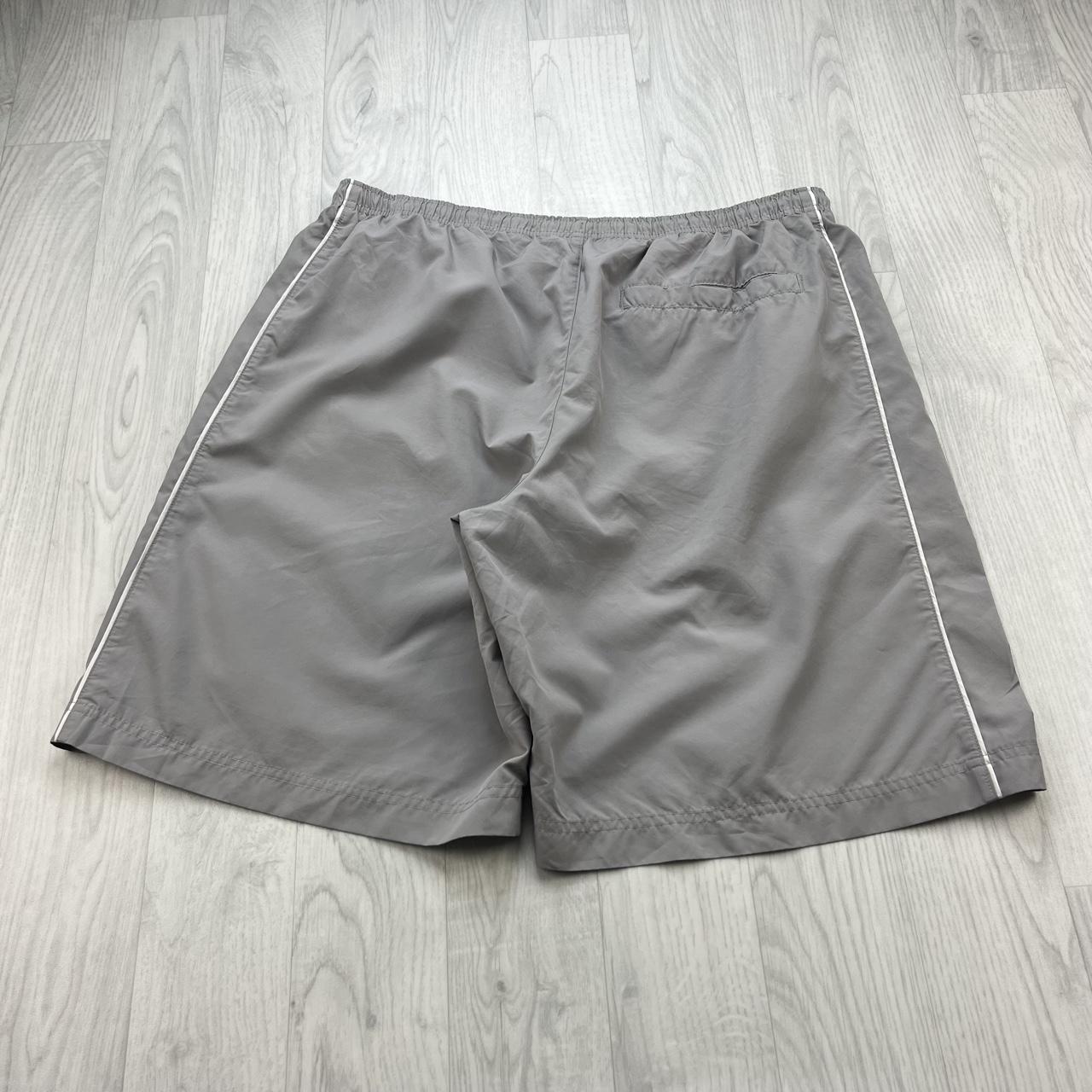 VINTAGE Y2K NIKE BAGGY SPORT SHORTS GREY