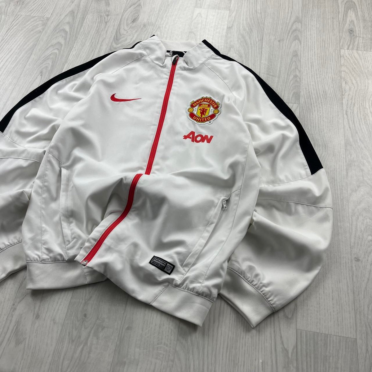 2014/15 NIKE MANCHESTER UNITED FOOTBALL TRAINING TRACK JACKET WHITE
