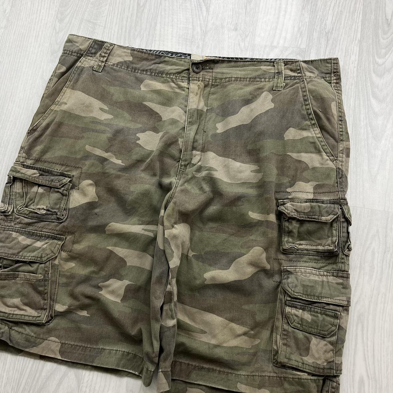 VINTAGE Y2K OCEAN PACIFIC BAGGY CAMO CARGO SHORTS