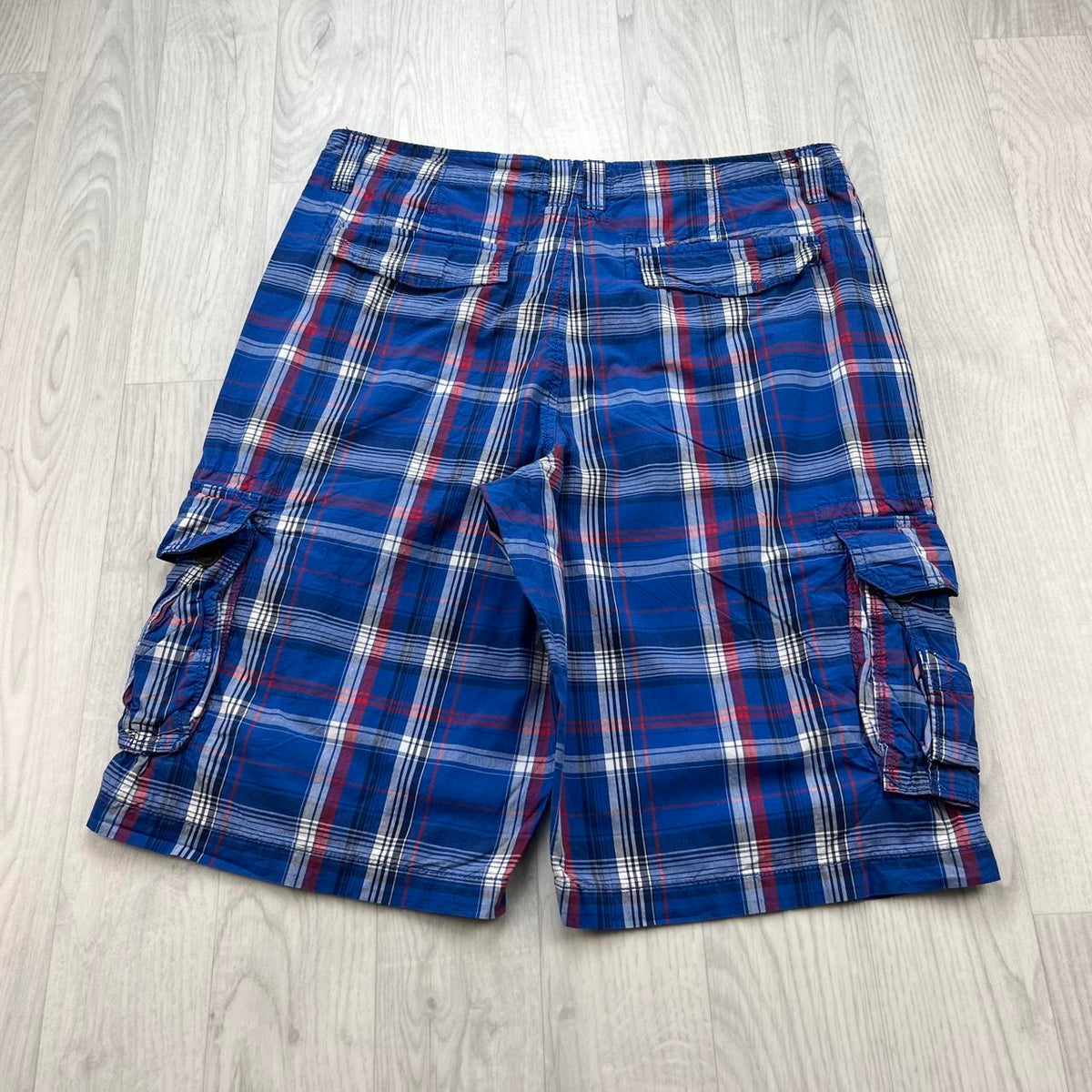 VINTAGE Y2K URBAN PIPELINE BAGGY CHECKERED PLAID CARGO SHORTS BLUE