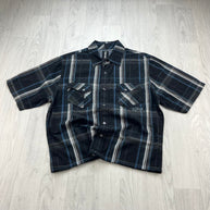 VINTAGE 00s BILLABONG CHECKERED CROPPED SHORT SLEEVE BUTTON UP SHIRT BLACK