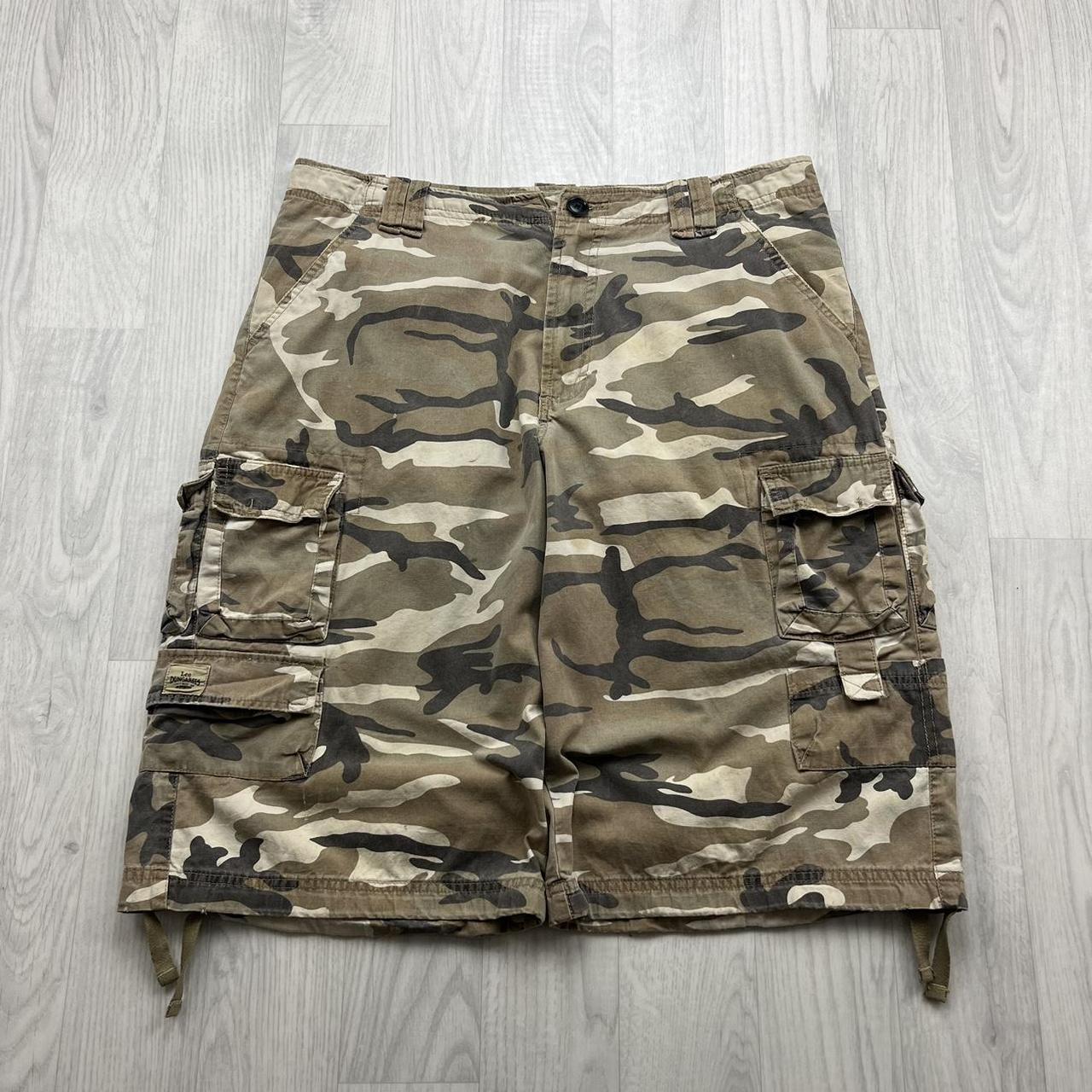VINTAGE Y2K LEE BAGGY CAMO CARGO SHORTS