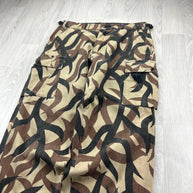 VINTAGE 90s DAKOTA BAGGY CAMO CARGO TROUSERS