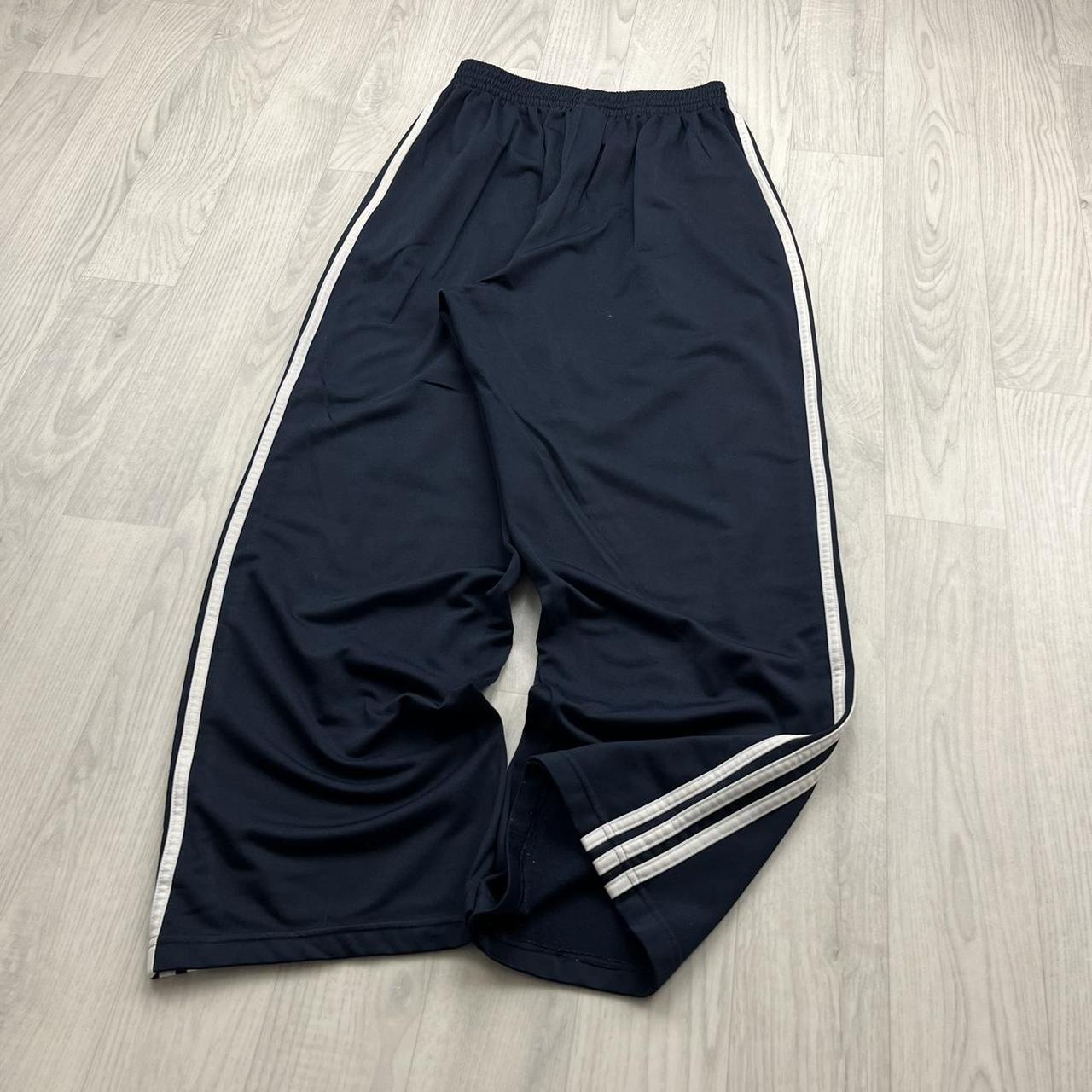 VINTAGE Y2K ADIDAS SIDE STRIPE BAGGY TRACKSUIT BOTTOMS NAVY WHITE (M)