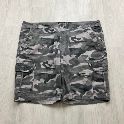 VINTAGE Y2K ECKO UNLTD BAGGY LOOSE CAMO SHORTS