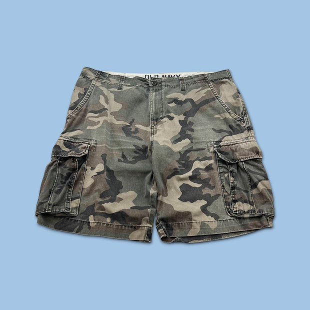 VINTAGE Y2K OLD NAVY BAGGY CAMO CARGO SHORTS GREEN