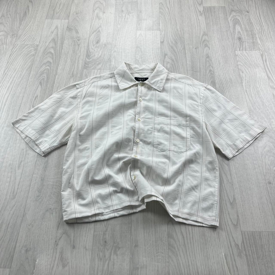 VINTAGE 00s NEXT CHECKERED CROPPED SHORT SLEEVE BUTTON UP SHIRT WHITE