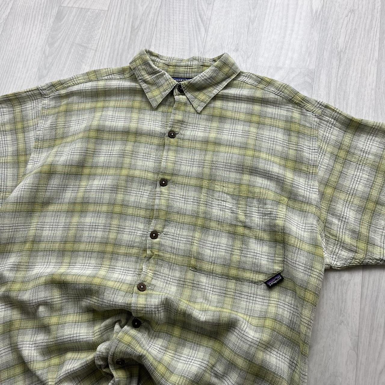 VINTAGE Y2K PATAGONIA SHORT SLEEVE PLAID SHIRT GREEN