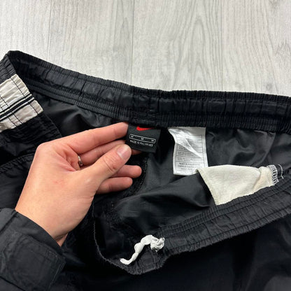 VINTAGE Y2K NIKE BAGGY SHELL TRACKSUIT BOTTOMS BLACK