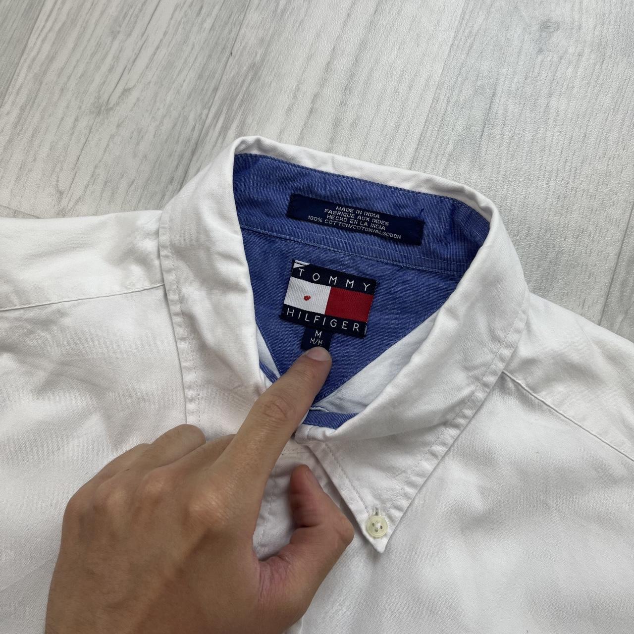 VINTAGE 00s TOMMY HILFIGER PLAIN CROPPED SHORT SLEEVE BUTTON UP SHIRT WHITE