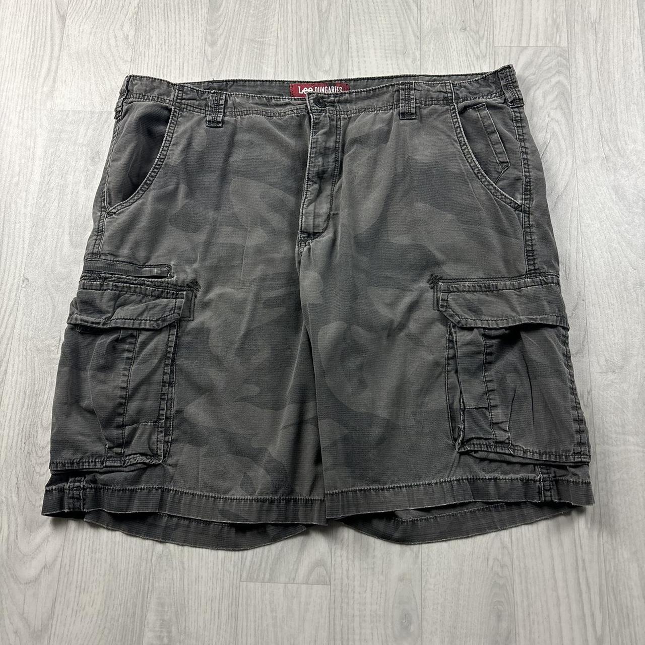 VINTAGE Y2K LEE BAGGY LOOSE CAMO SHORTS GREY