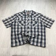 VINTAGE 00s QUIKSILVER CHECKERED CROPPED SHORT SLEEVE BUTTON UP SHIRT BLACK / WHITE
