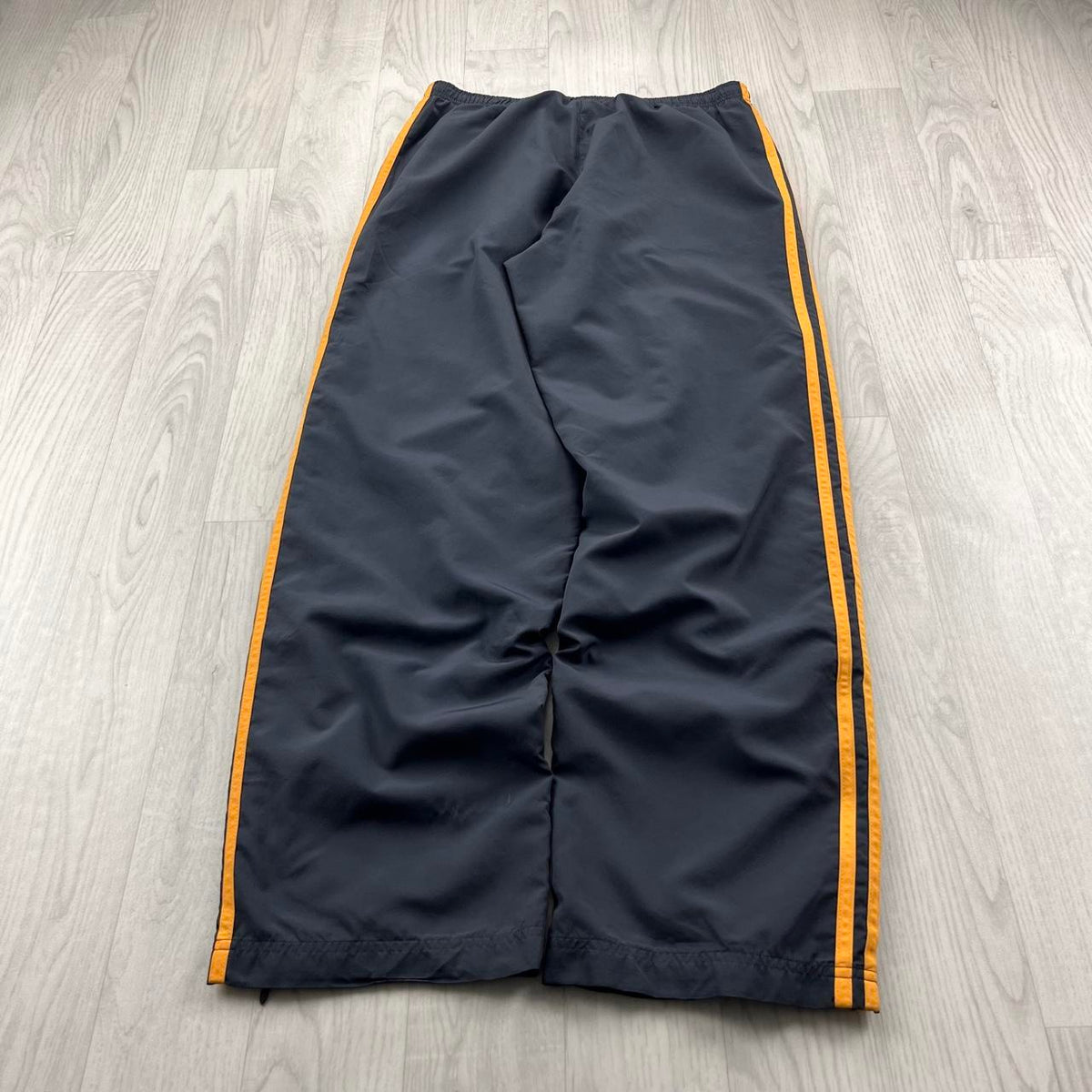 VINTAGE Y2K ADIDAS SIDE STRIPE TRACKSUIT BOTTOMS GREY / ORANGE