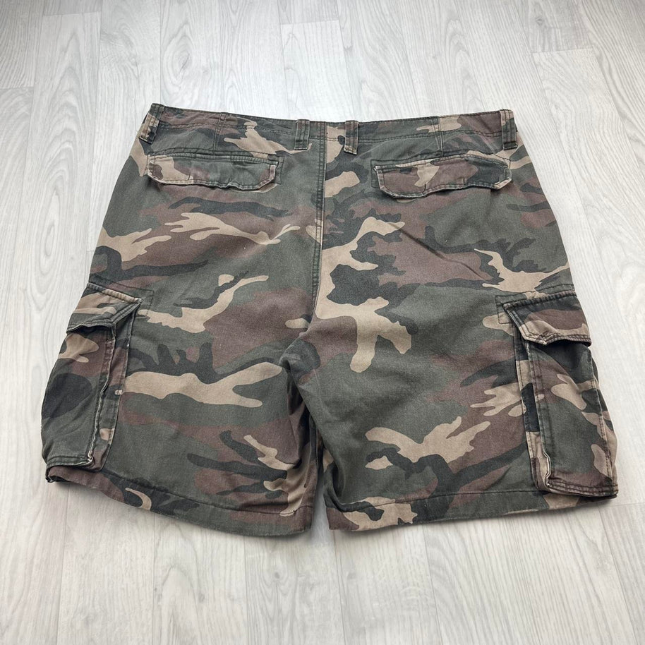 VINTAGE Y2K OLD NAVY BAGGY CAMO CARGO SHORTS KHAKI GREEN