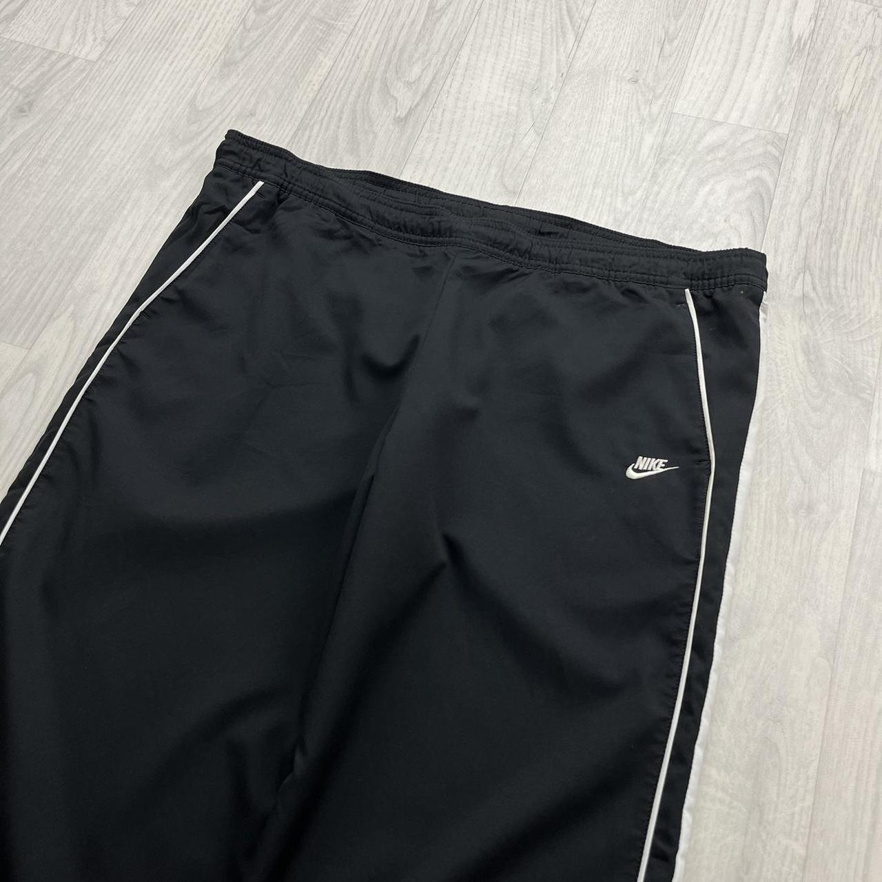 VINTAGE Y2K NIKE LOW RISE SIDE STRIPE BAGGY TRACKSUIT BOTTOMS BLACK