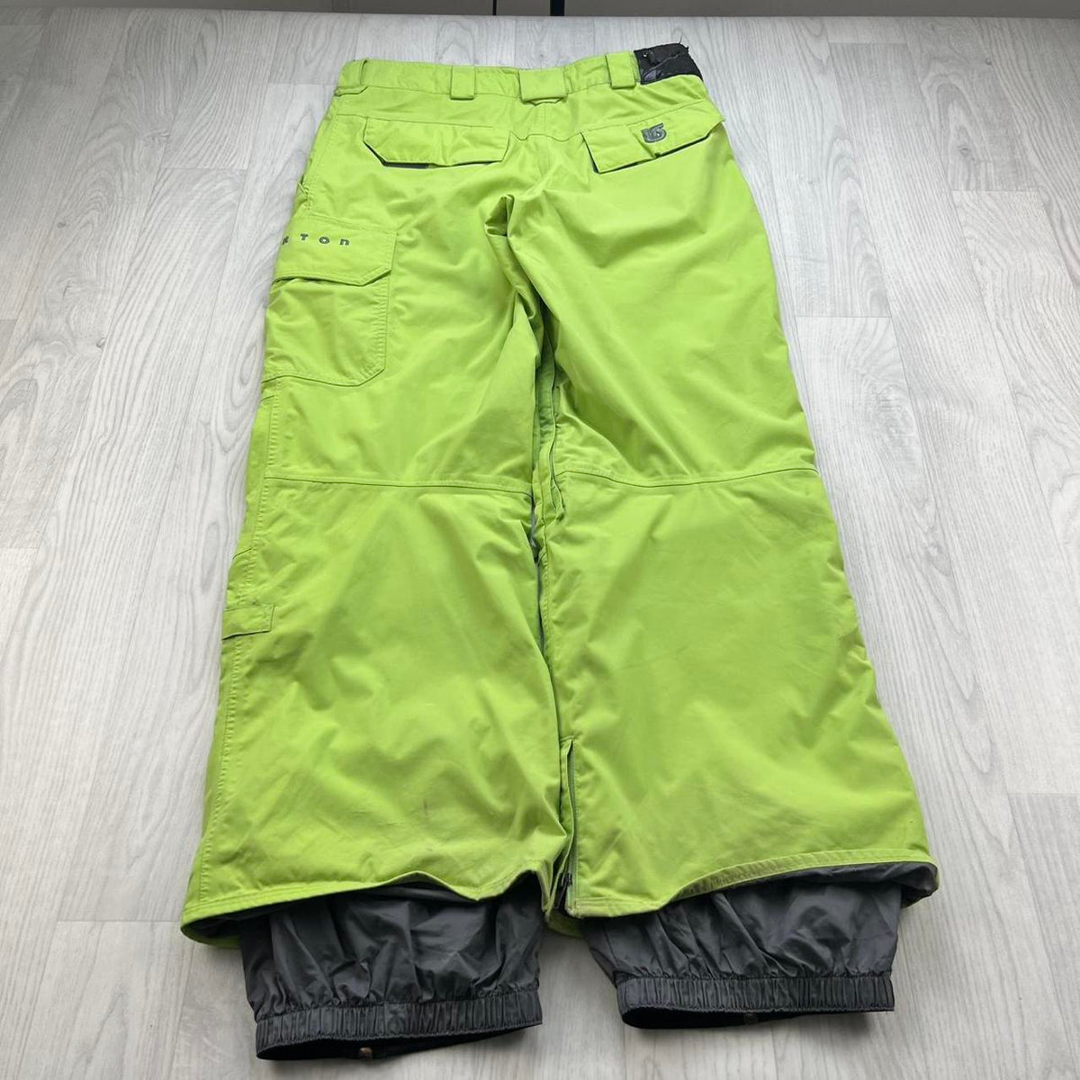 VINTAGE Y2K BURTON BAGGY SKI PANTS SALOPETTES GREEN