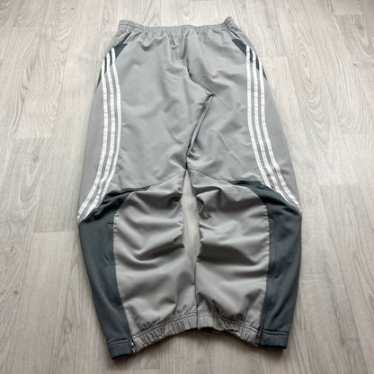 VINTAGE Y2K ADIDAS BAGGY TRACKSUIT BOTTOMS GREY