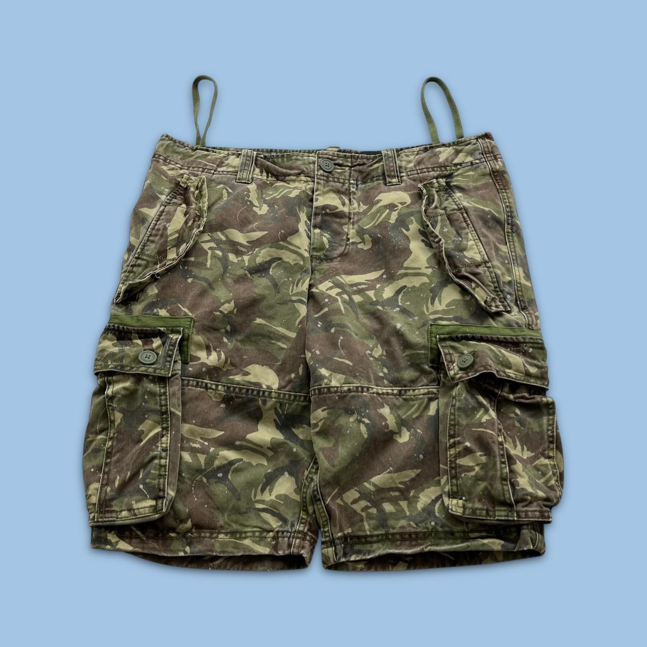 VINTAGE Y2K SUPERDRY BAGGY LOOSE CAMO SHORTS