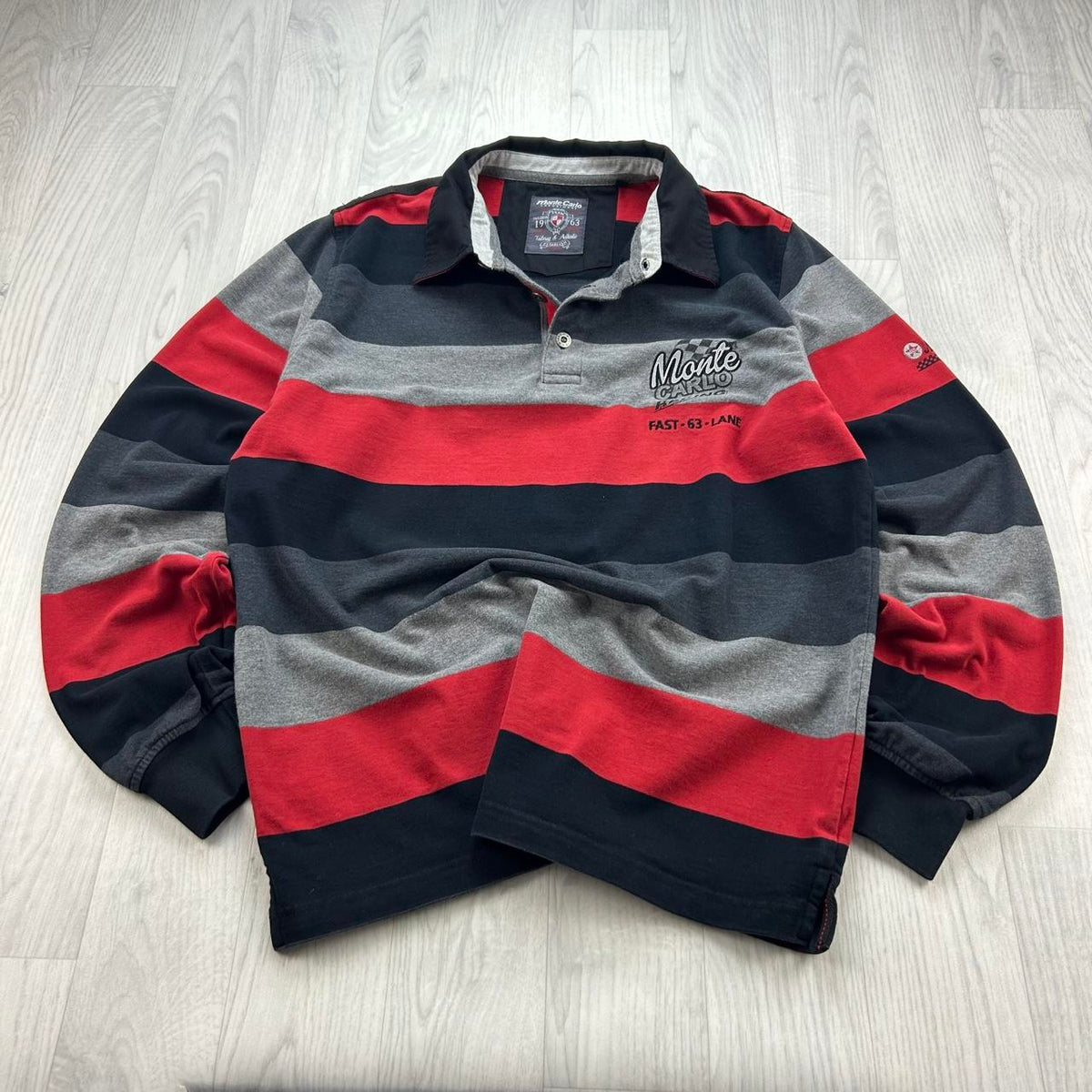 VINTAGE Y2K MONTE CARLO STRIPED LONG SLEEVE RUGBY POLO SHIRT RED / BLACK