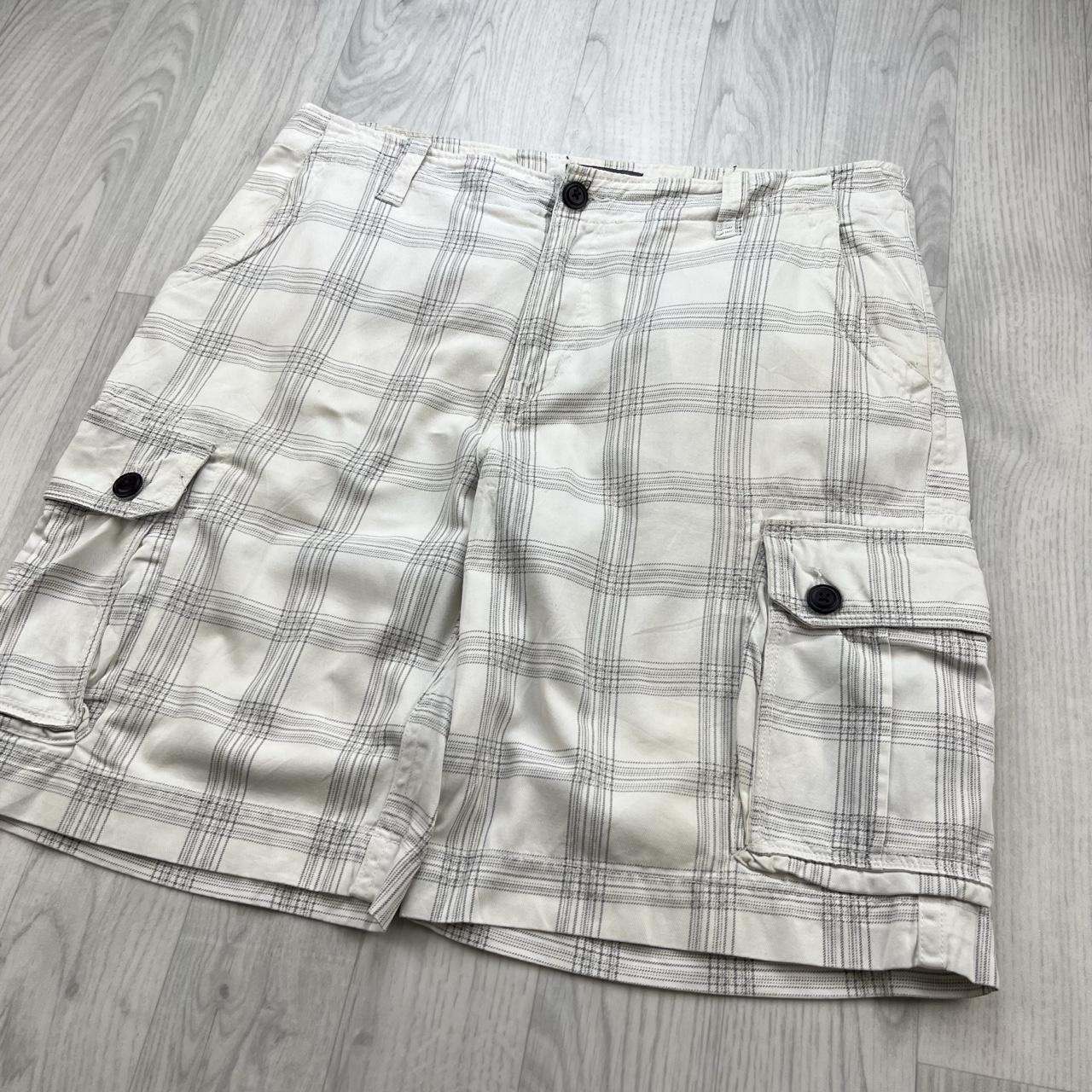 VINTAGE Y2K CHEROKEE BAGGY CHECKERED PLAID CARGO SHORTS WHITE
