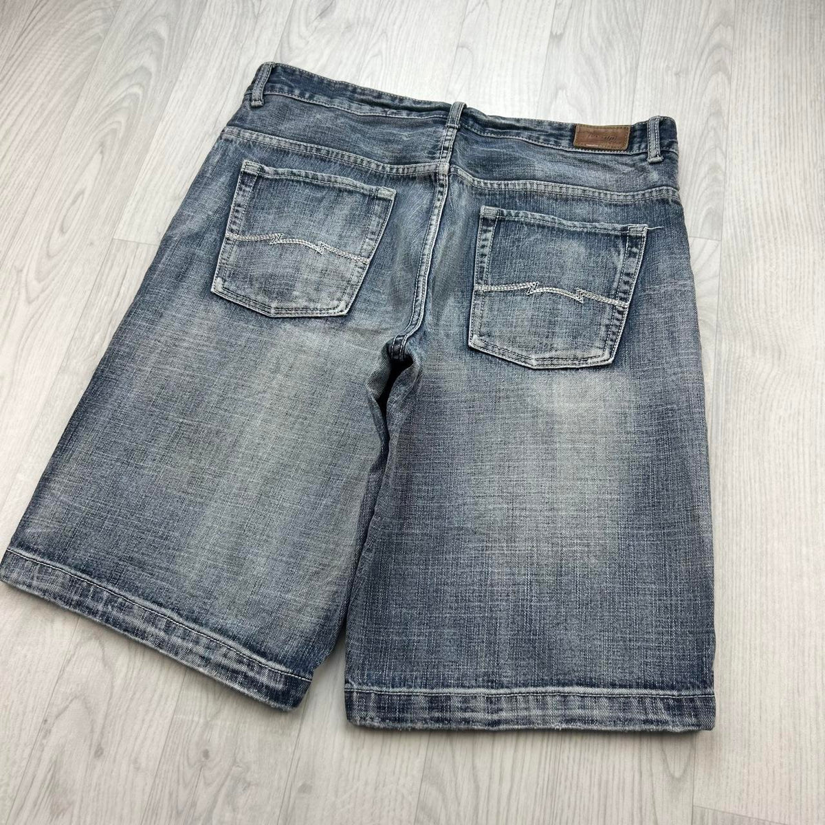 VINTAGE Y2K URBAN PIPELINE DENIM JORTS FADED BLUE
