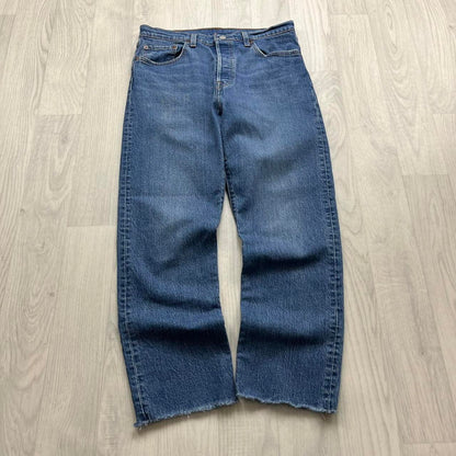 VINTAGE LEVIS 501 STRAIGHT LEG JEANS BLUE