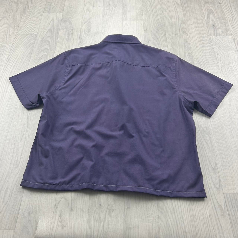 VINTAGE 00s PLAIN CROPPED SHORT SLEEVE BUTTON UP SHIRT PURPLE