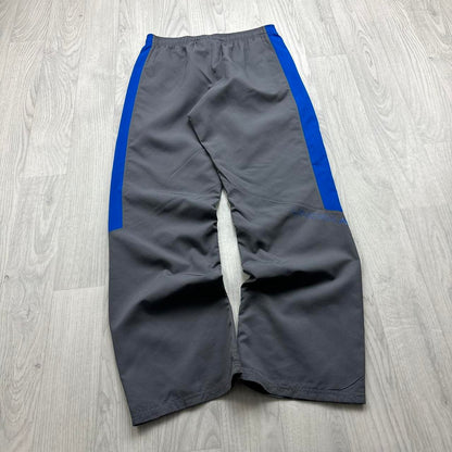 UNDER ARMOUR BAGGY TRACKSUIT BOTTOMS GREY