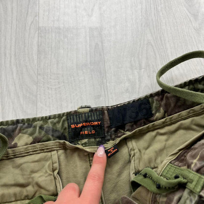 VINTAGE Y2K SUPERDRY BAGGY LOOSE CAMO SHORTS
