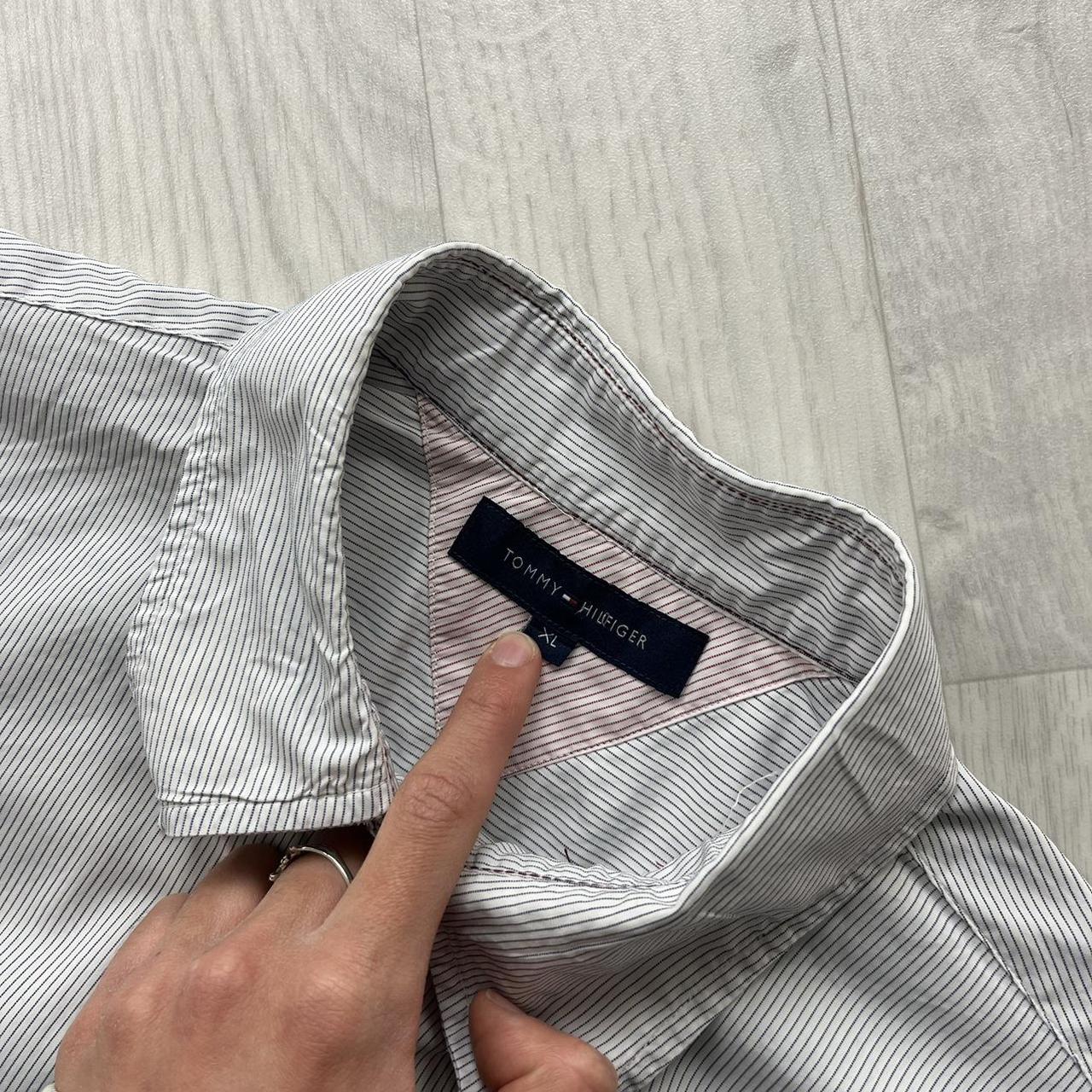 VINTAGE Y2K TOMMY HILFIGER STRIPED SHORT SLEEVE SHIRT WHITE