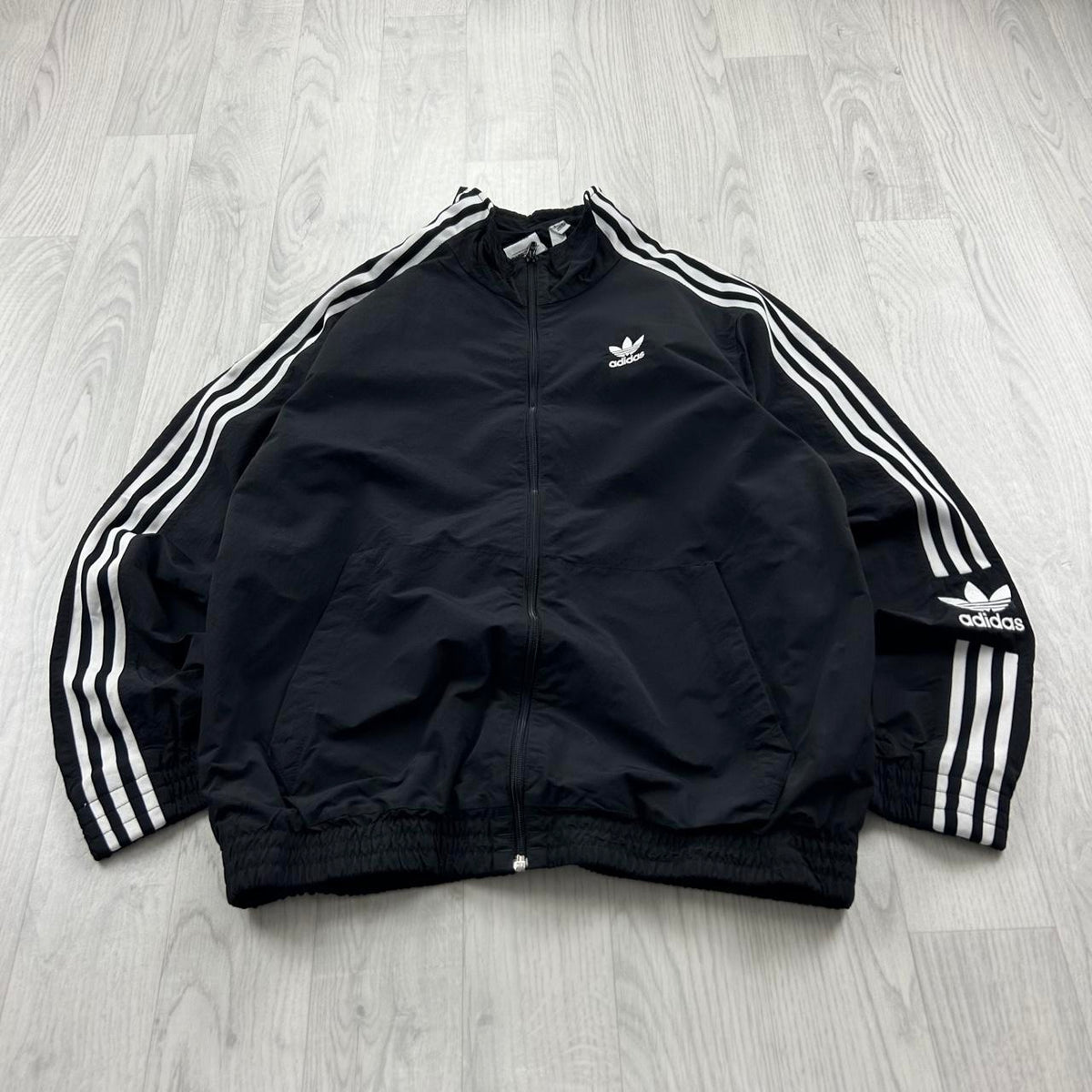 ADIDAS LIGHTWEIGHT TRACK JACKET BLACK