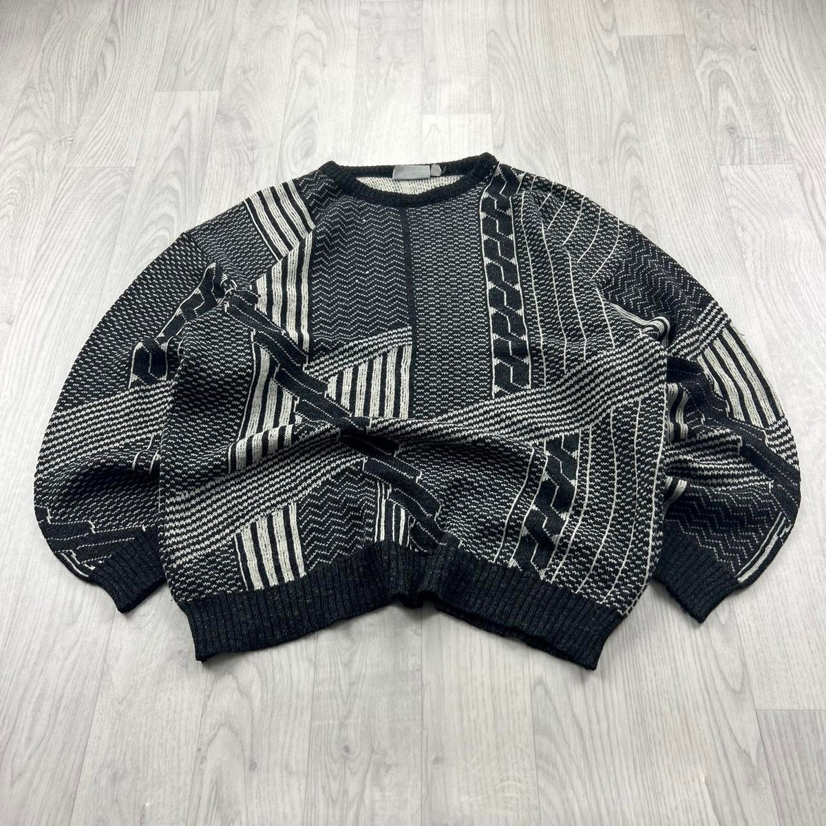 VINTAGE 90s NICO PATTERN KNITTED JUMPER GREY / CREAM