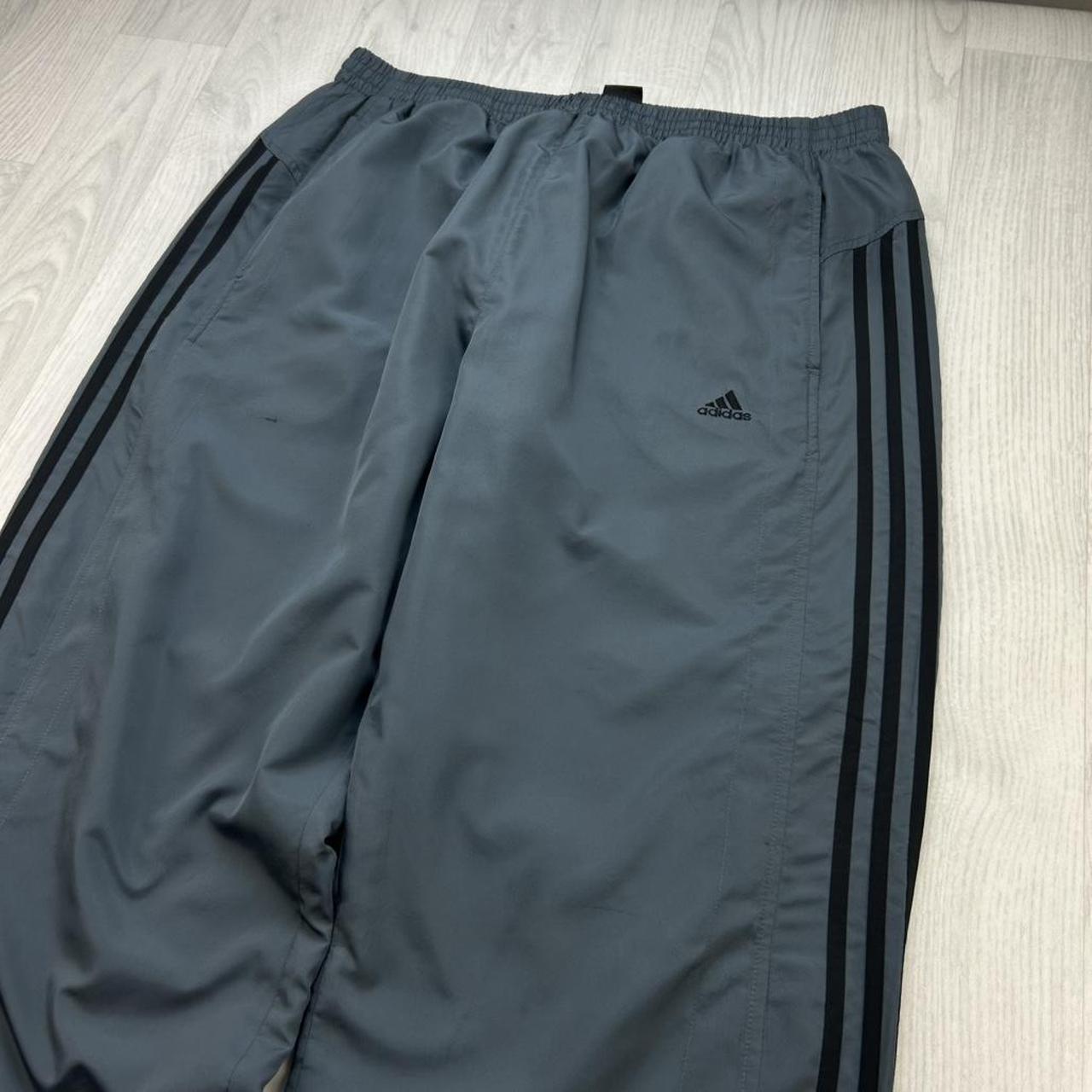 VINTAGE Y2K ADIDAS SIDE STRIPE BAGGY TRACKSUIT BOTTOMS GREY