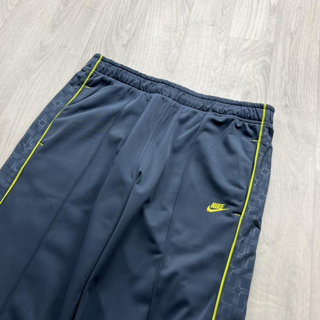 VINTAGE Y2K NIKE BAGGY TRACKSUIT BOTTOMS GREY/BLUE