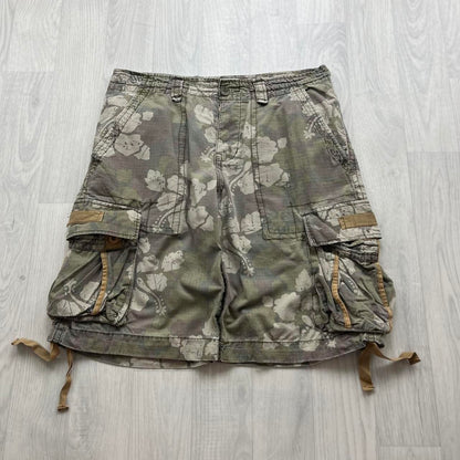 VINTAGE Y2K BAGGY LOOSE CAMO SHORTS KHAKI