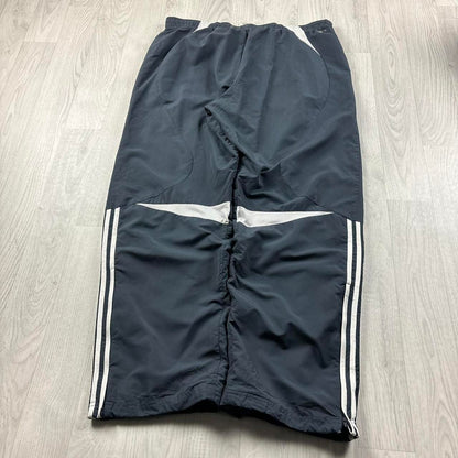 VINTAGE Y2K ADIDAS BAGGY TRACKSUIT BOTTOMS GREY