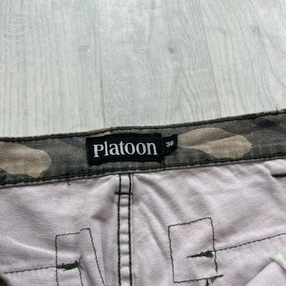 VINTAGE Y2K BAGGY CAMO CARGO SHORTS