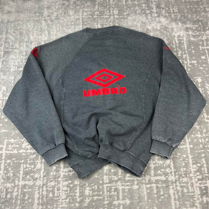 VINTAGE 90s UMBRO SPELL OUT BOXY SWEATSHIRT CHARCOAL GREY