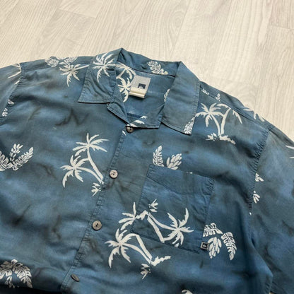 VINTAGE Y2K QUIKSILVER HAWAIIAN SHORT SLEEVE SHIRT BLUE